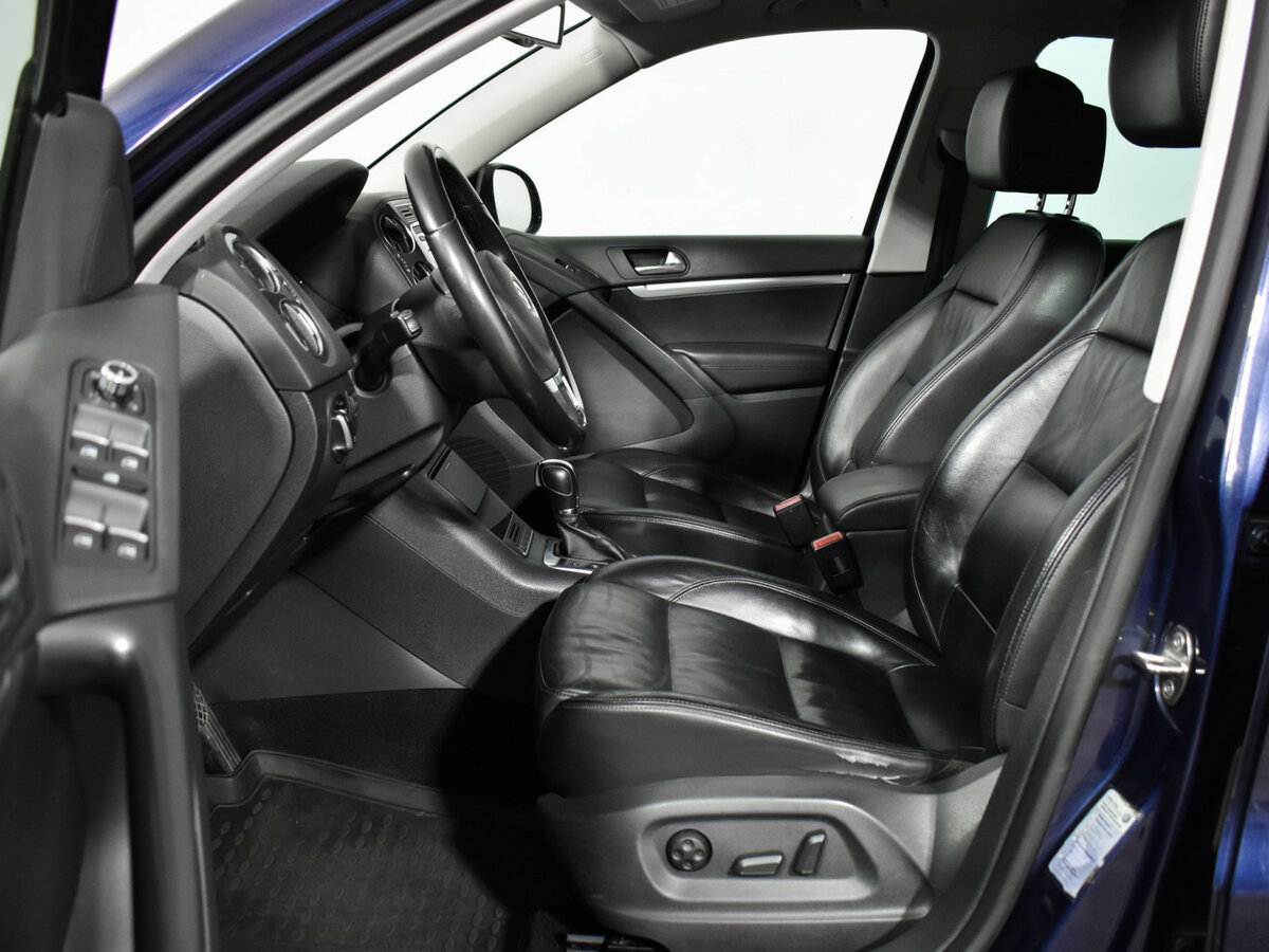 Volkswagen Tiguan I Рестайлинг, 2011 Фото №10