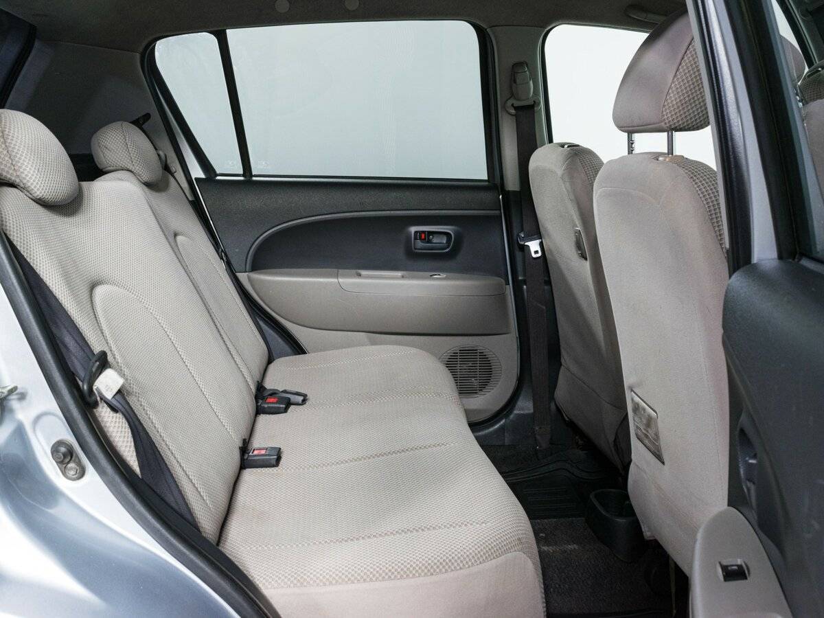 Daihatsu Boon, 2004 Фото №8