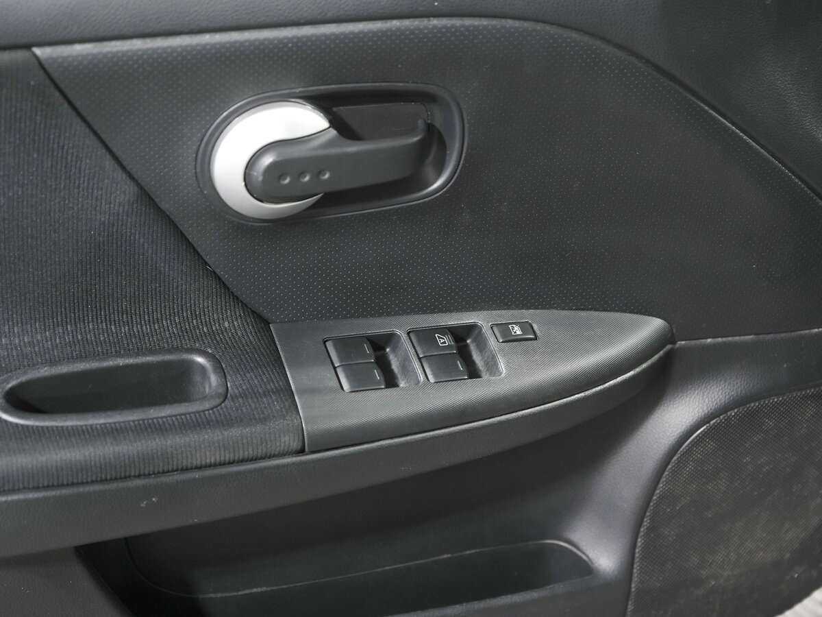 Nissan Note, 2013 Фото №15