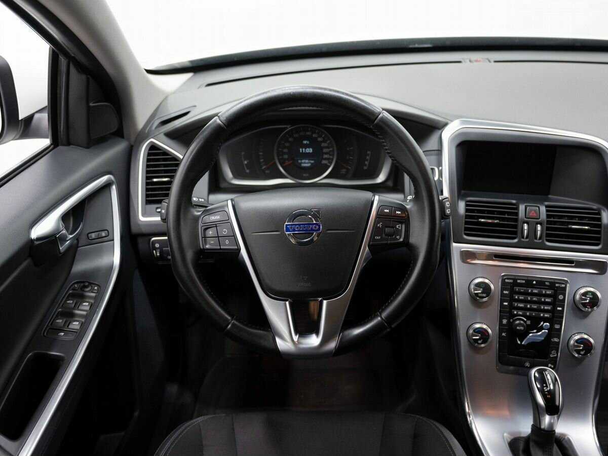 Volvo XC60, 2017 Фото №14