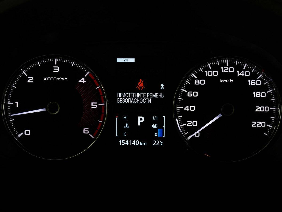 Mitsubishi Pajero Sport, 2017 Фото №16