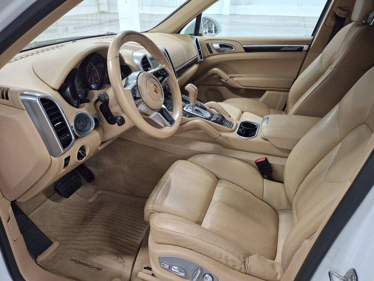 Porsche Cayenne II Рестайлинг (958), 2015 Фото №16