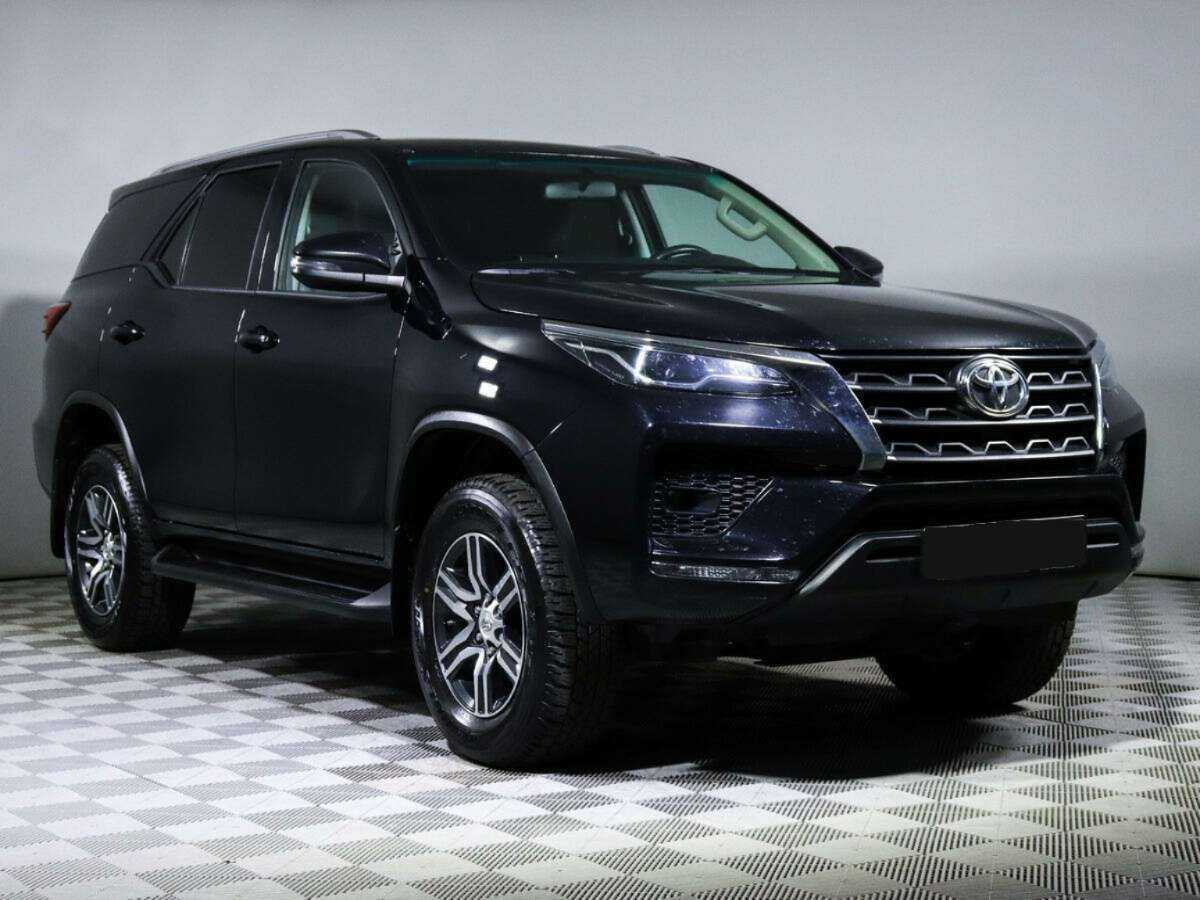 Toyota Fortuner, 2021 Фото №3