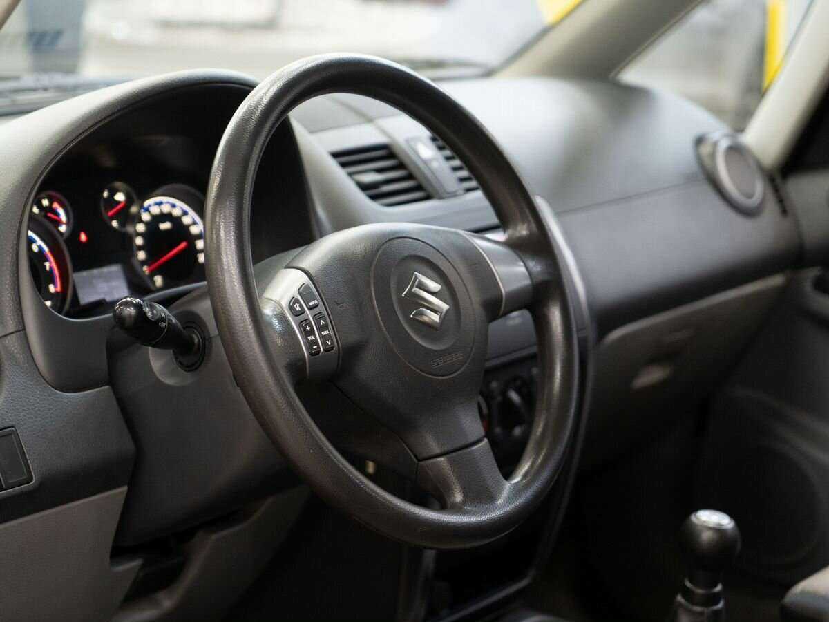 Suzuki SX4, 2010 Фото №5