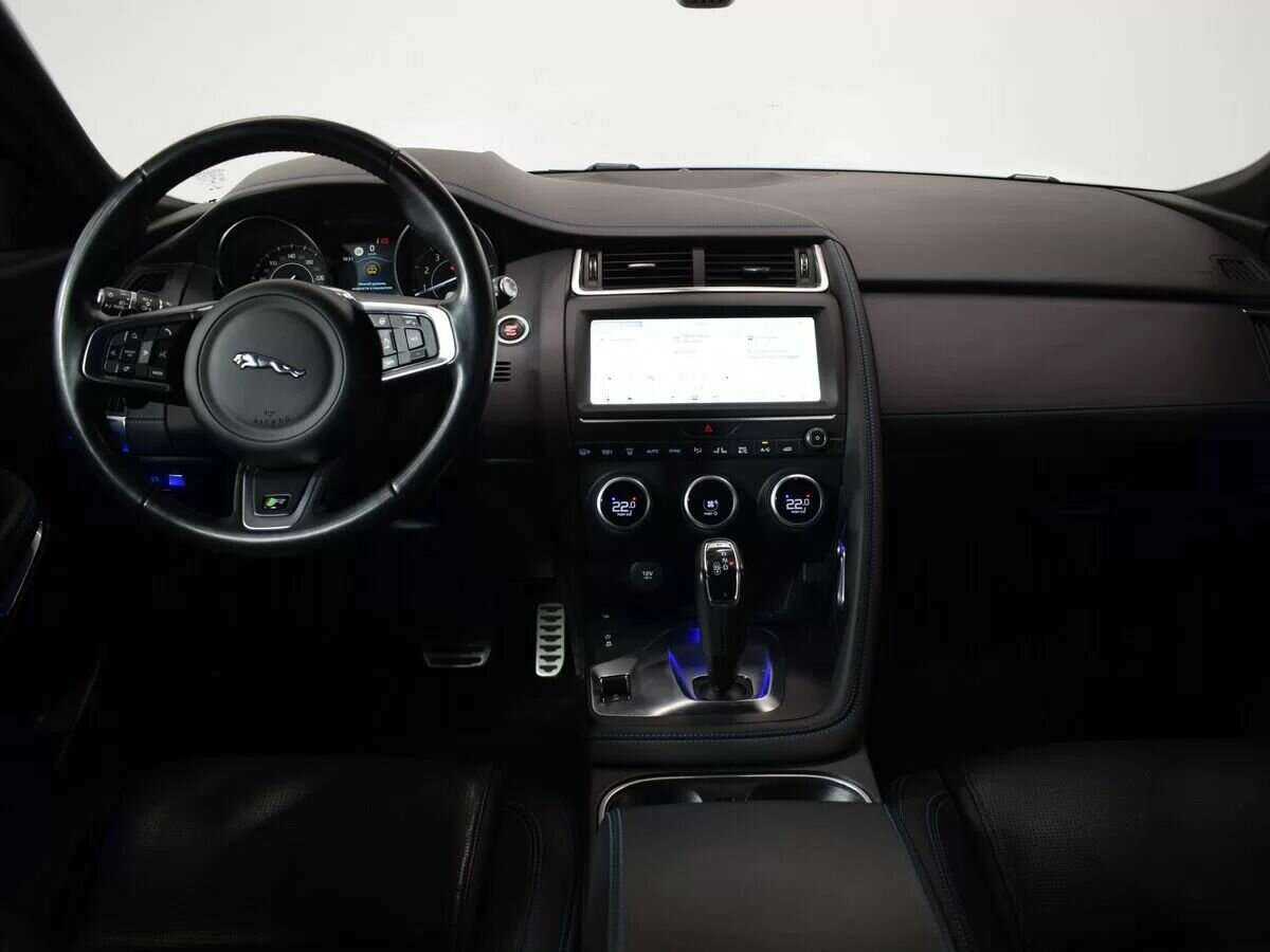Jaguar E-Pace, 2020 Фото №5