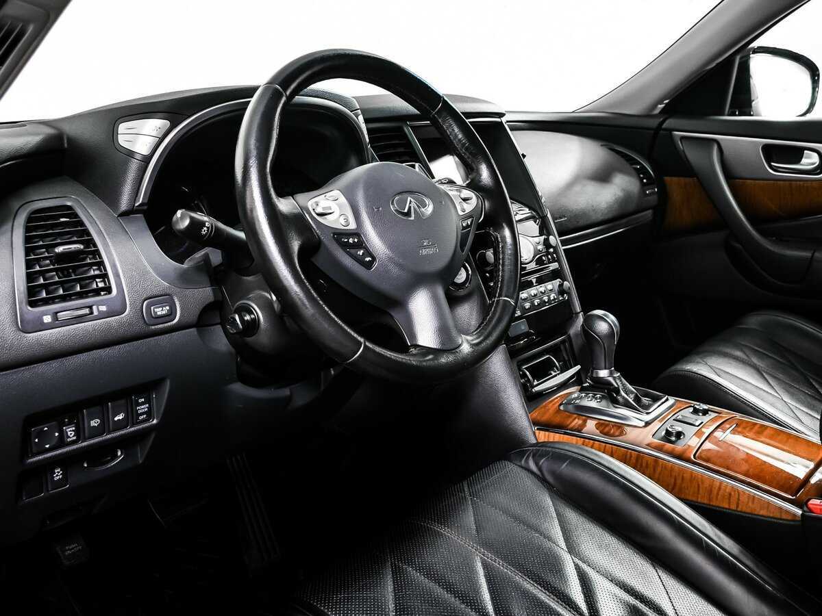 Infiniti QX70, 2017 Фото №9
