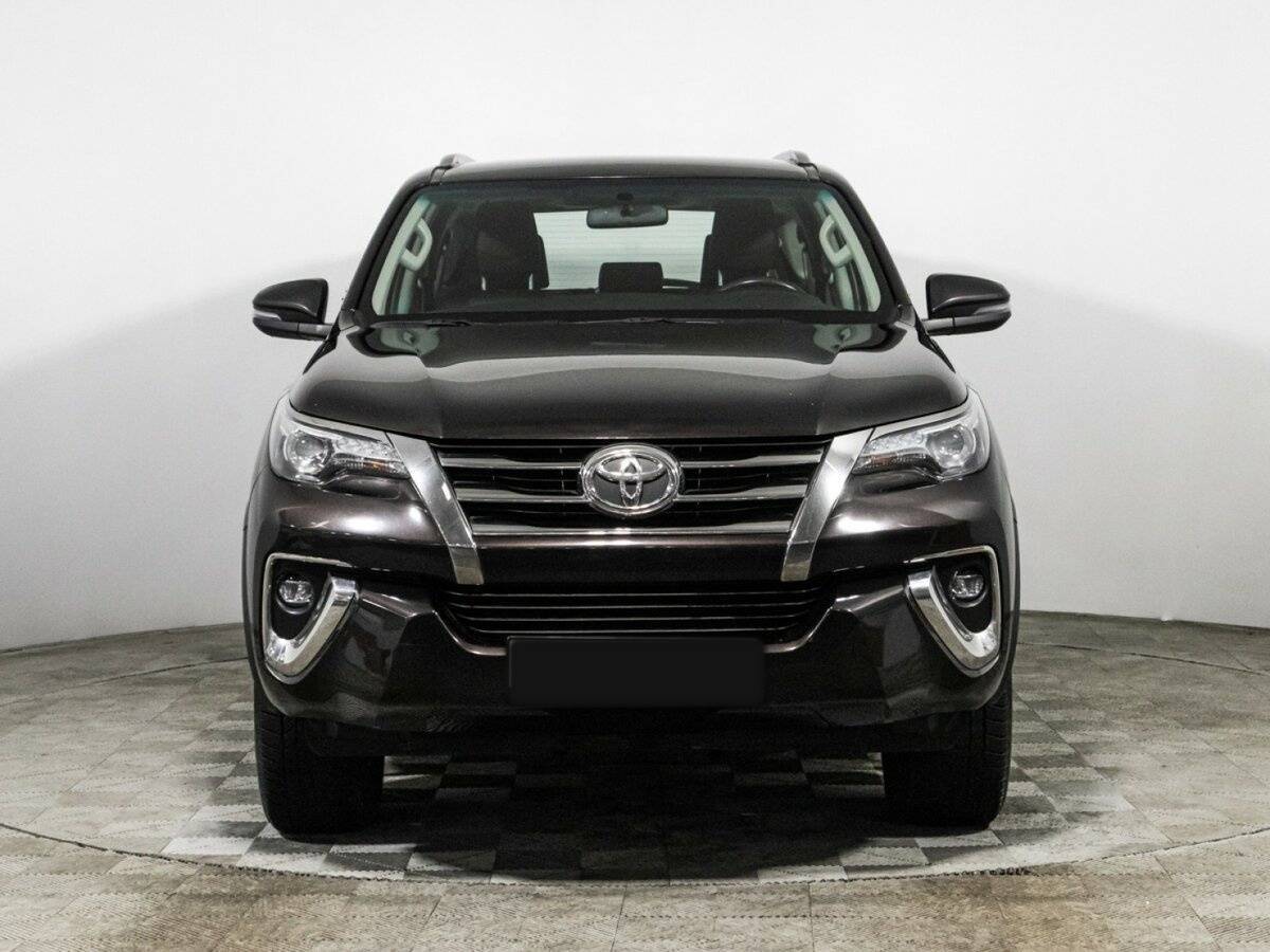 Toyota Fortuner, 2017 Фото №2