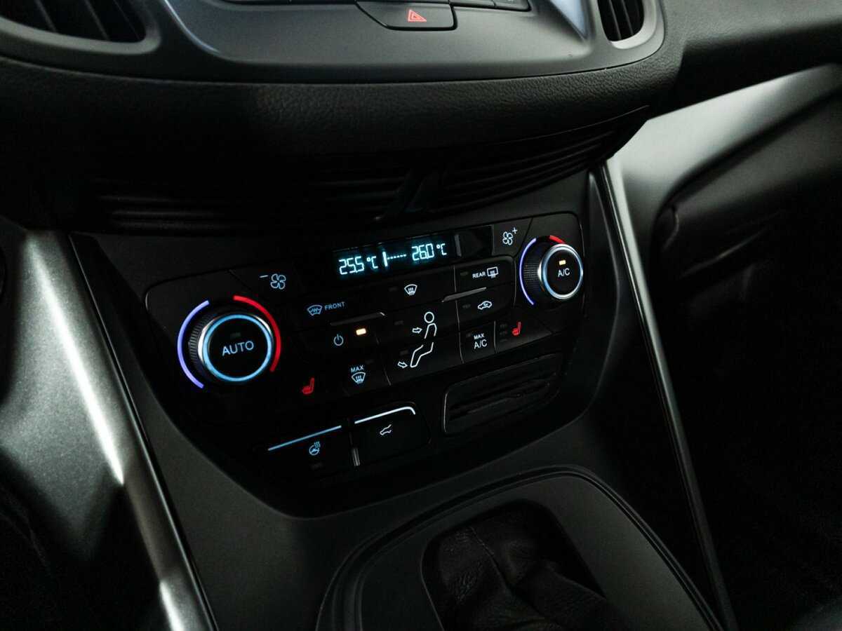 Ford Kuga, 2017 Фото №15