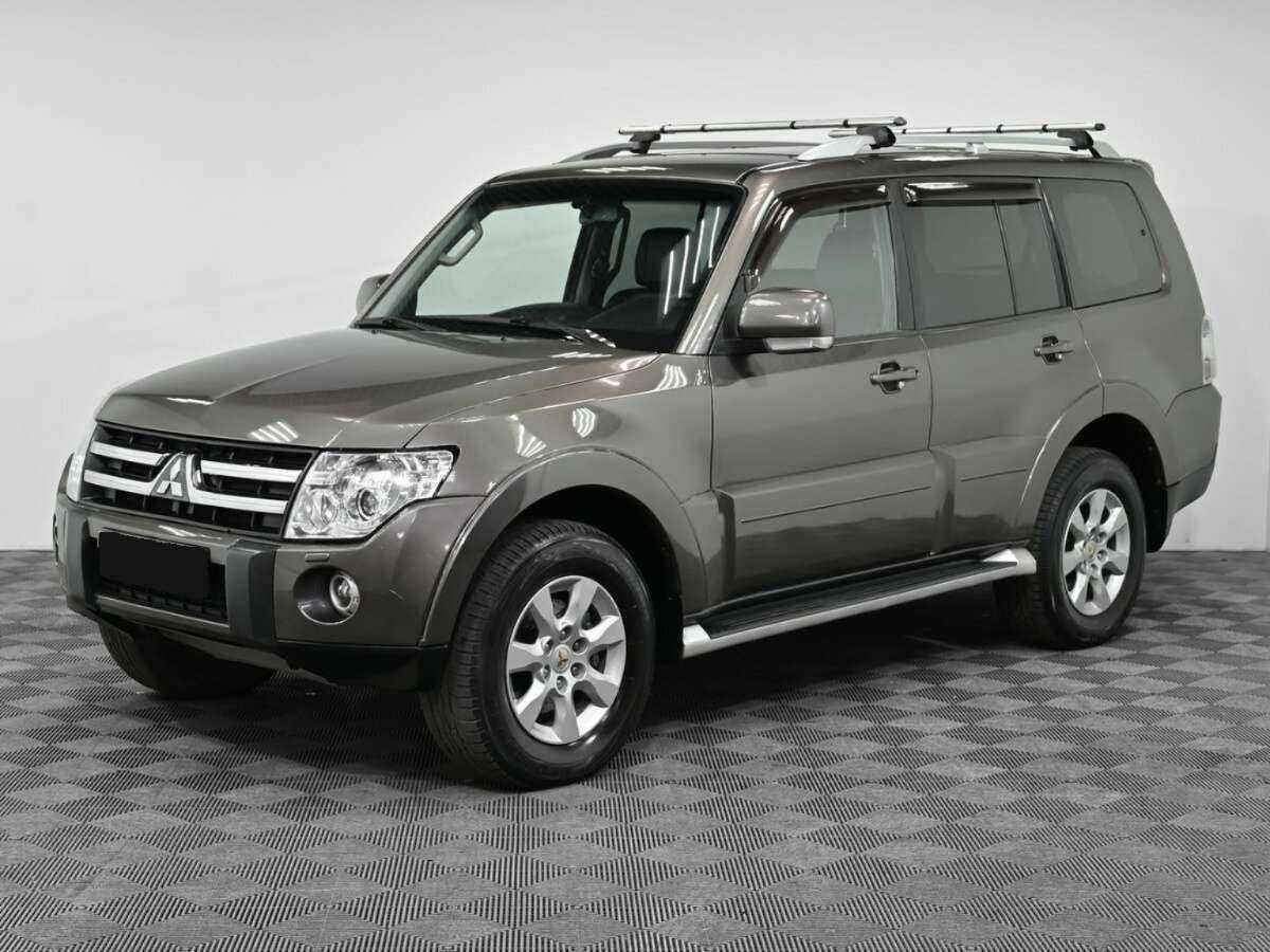 Mitsubishi Pajero, 2010 Фото №1