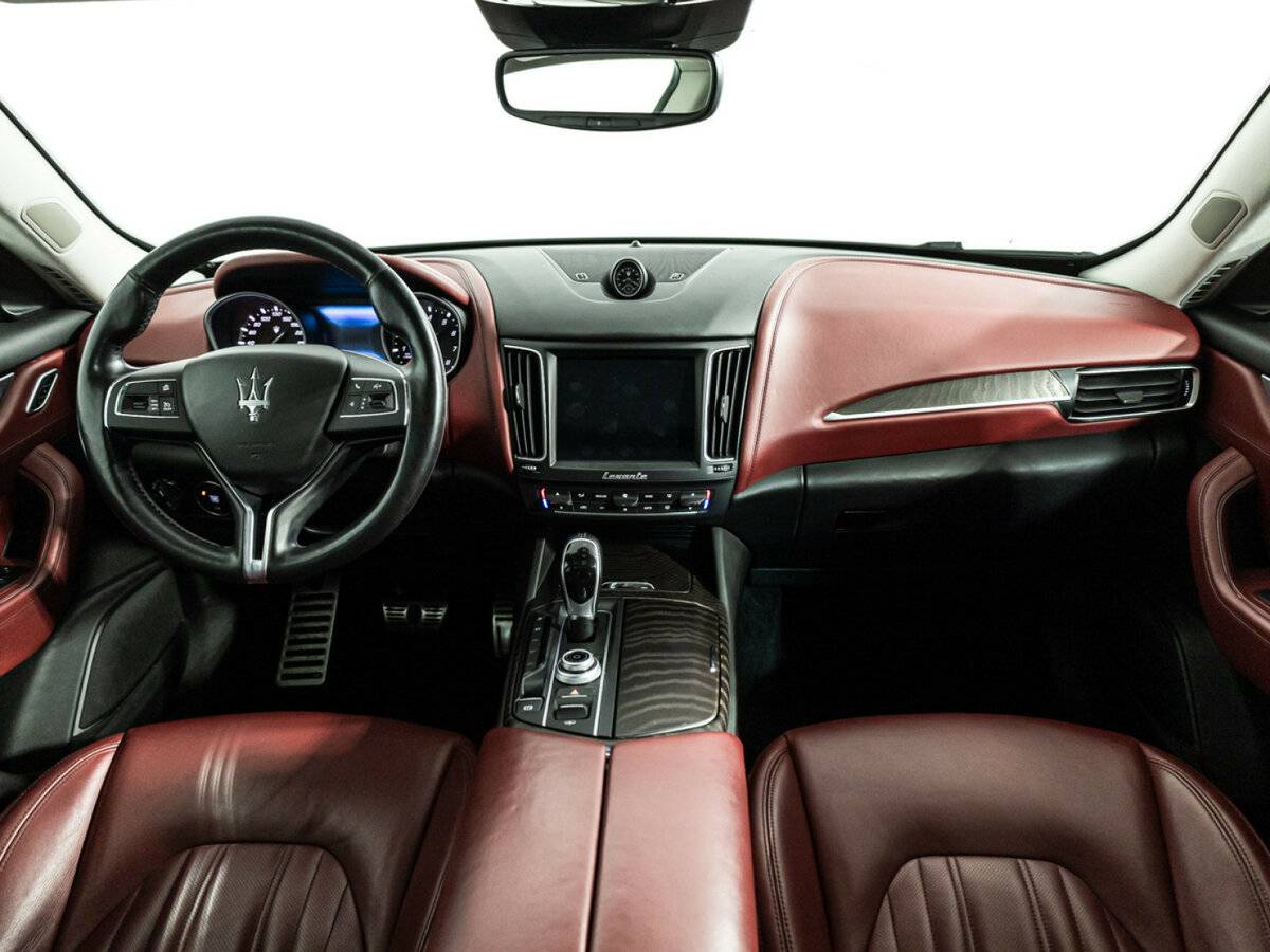 Maserati Levante I, 2017 Фото №11