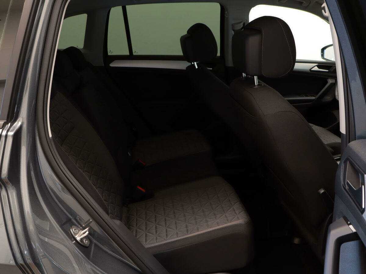 Volkswagen Tiguan, 2022 Фото №8