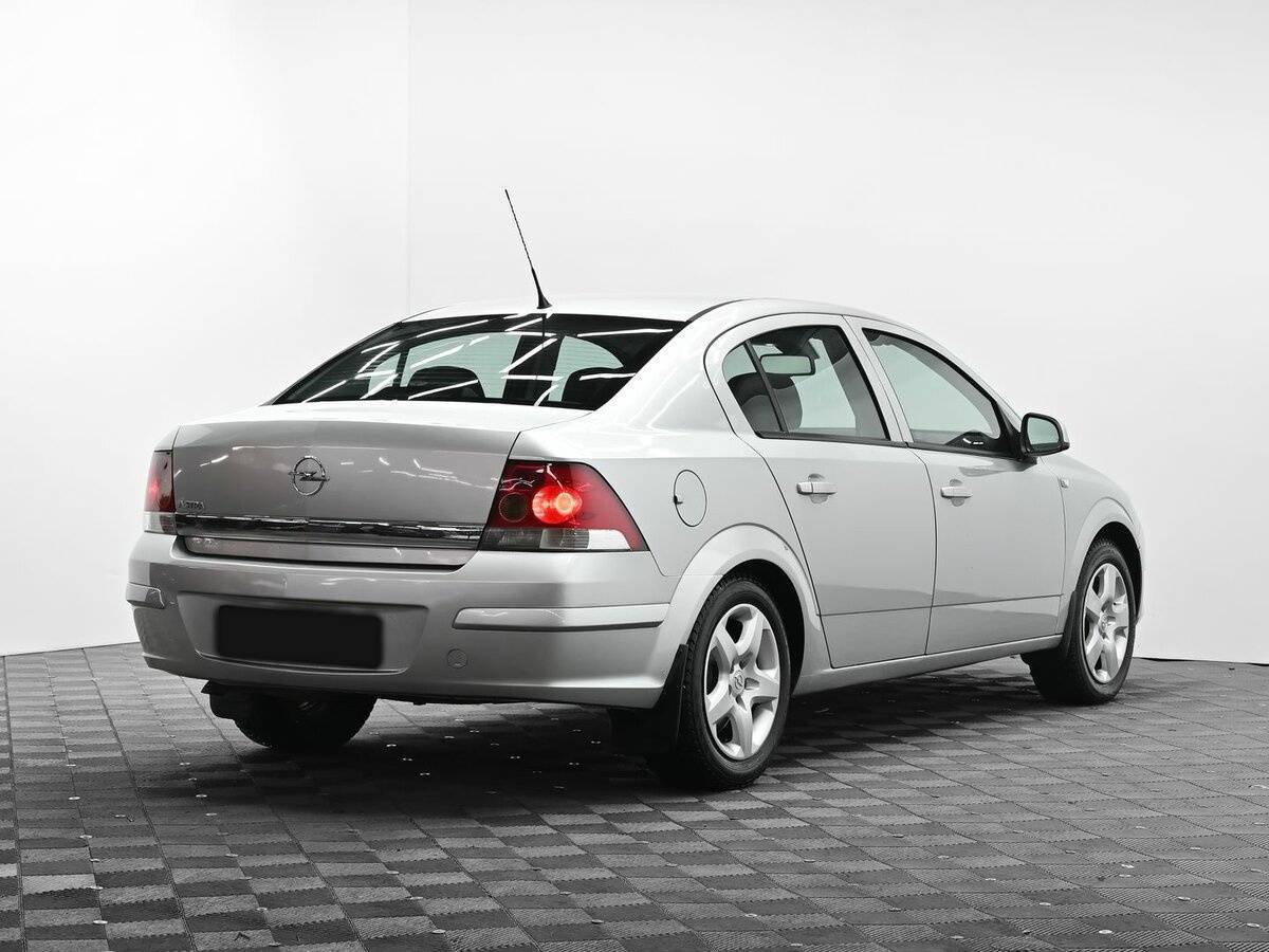 Opel Astra, 2010 Фото №4