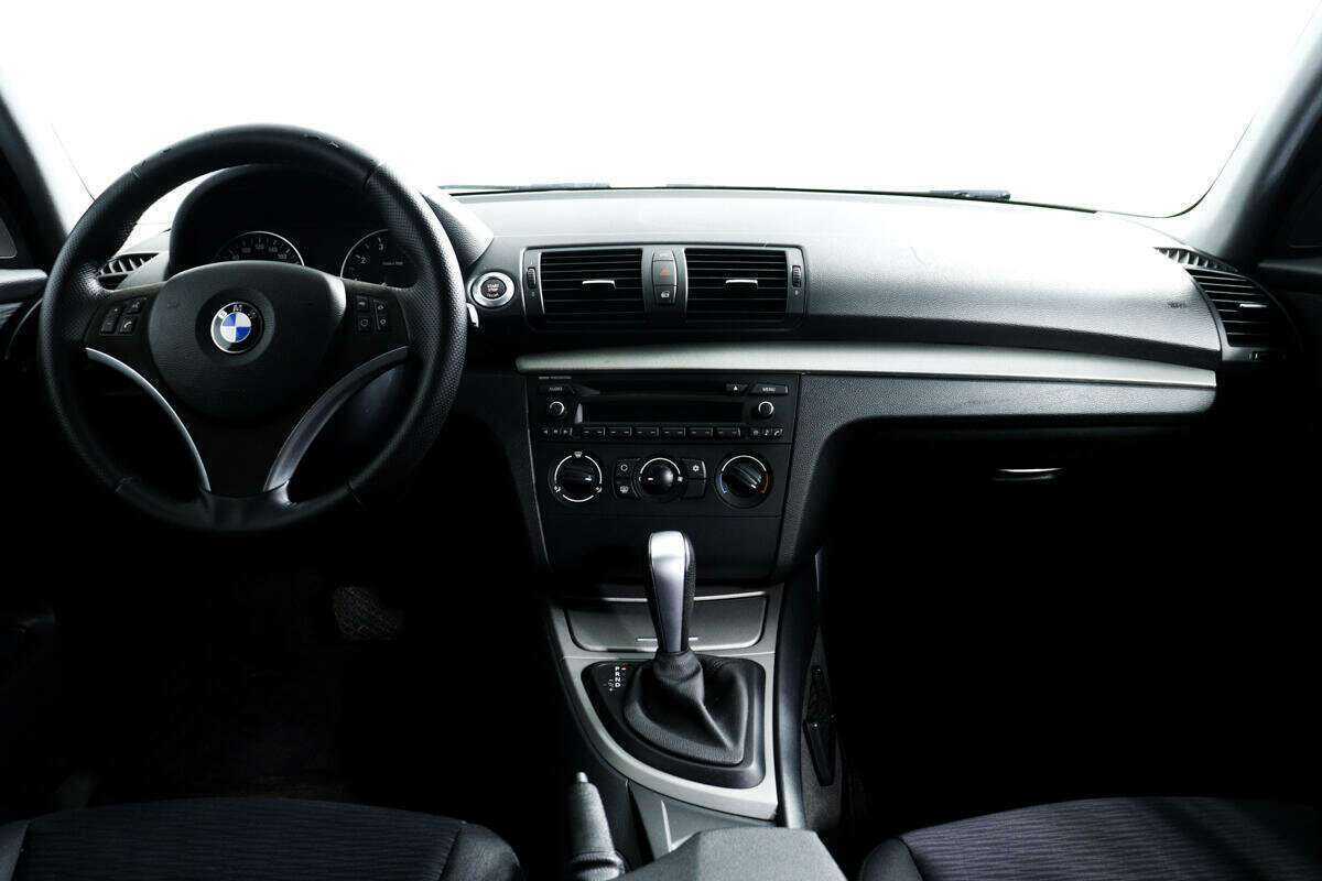 BMW 1 серии 116i, 2008 Фото №11