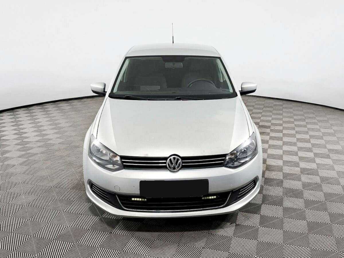 Volkswagen Polo, 2011 Фото №2