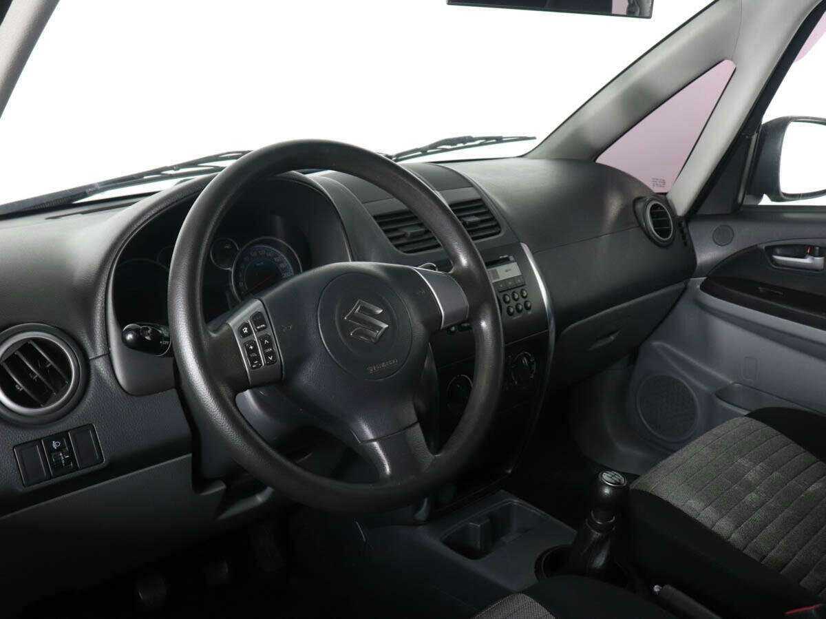 Suzuki SX4, 2010 Фото №5