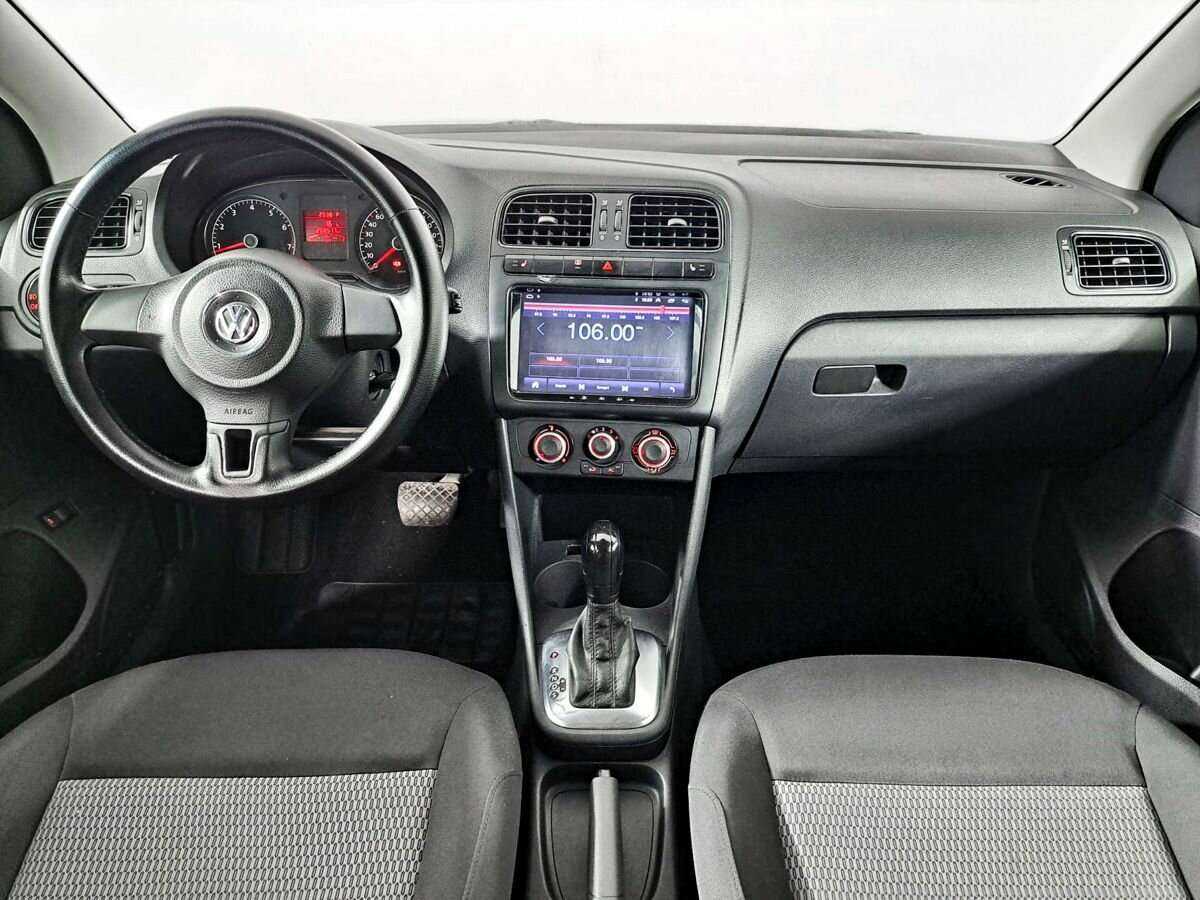 Volkswagen Polo, 2012 Фото №11