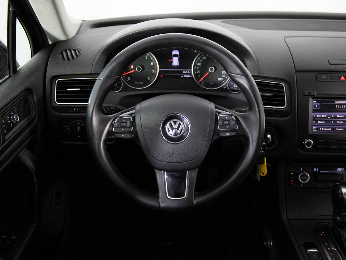 Volkswagen Touareg II, 2011 Фото №6