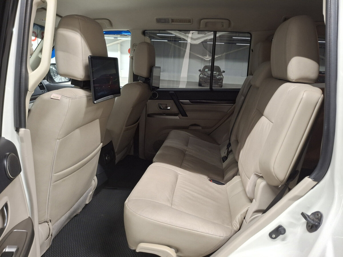 Mitsubishi Pajero IV Рестайлинг 2, 2020 Фото №12