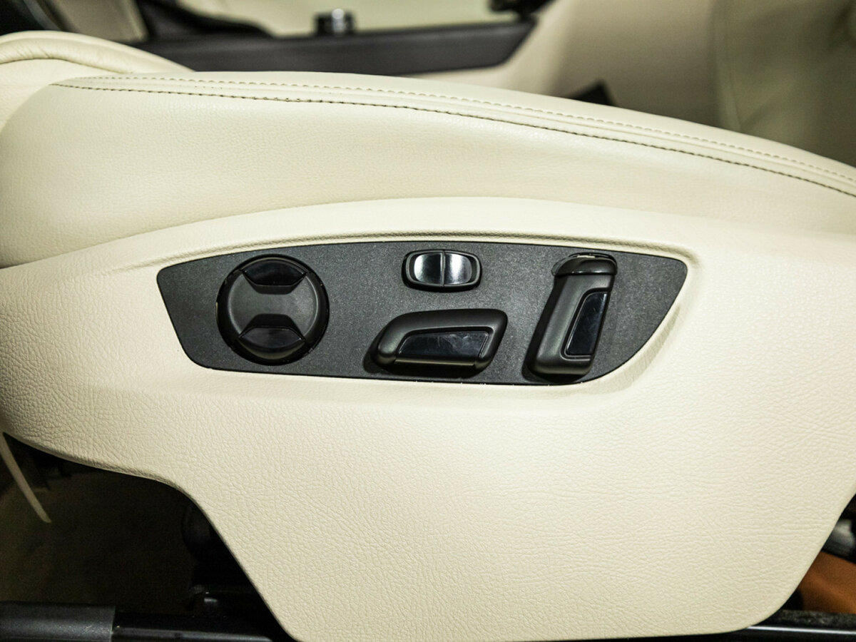 Volkswagen Touareg II, 2013 Фото №13