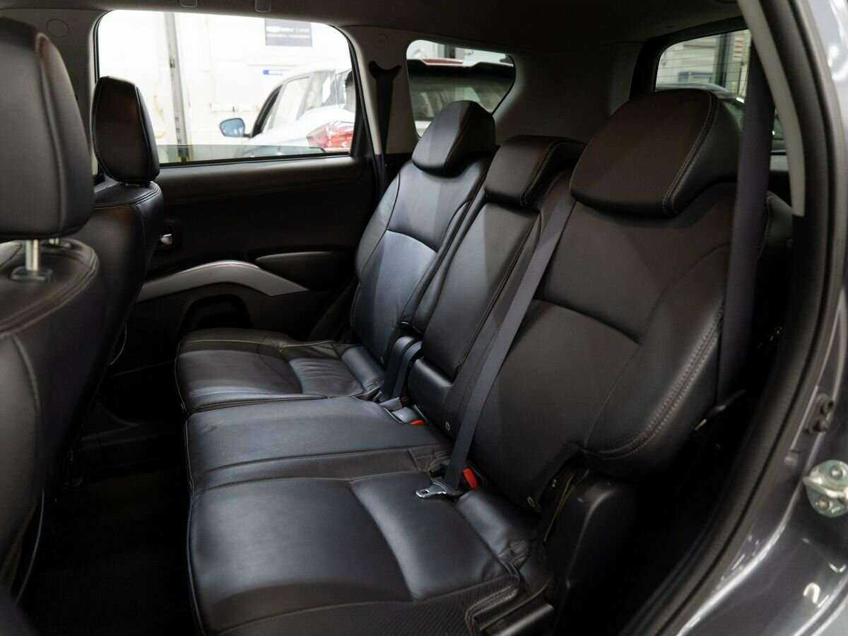 Mitsubishi Outlander, 2011 Фото №7