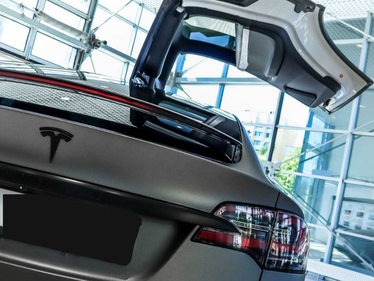 Tesla Model X Long Range Plus, 2020 Фото №11