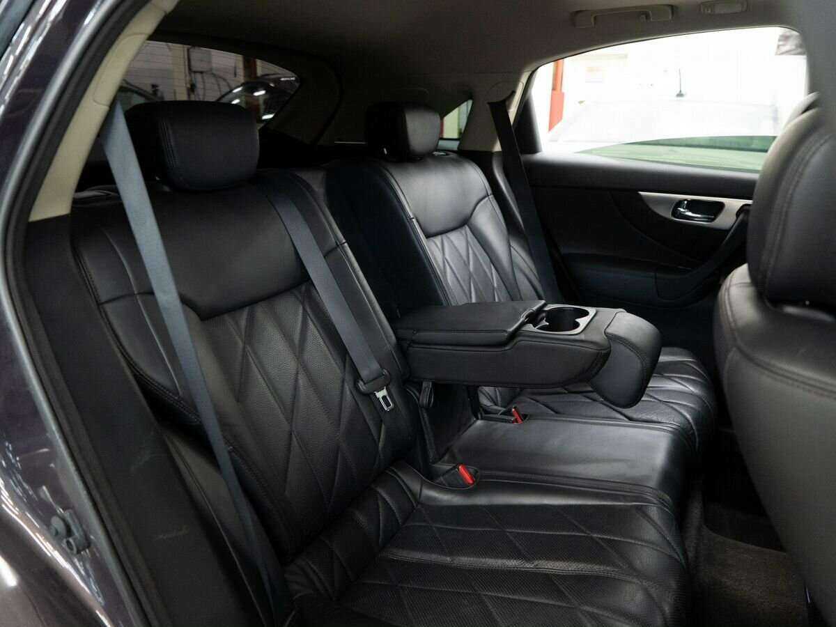 Infiniti FX35, 2008 Фото №7