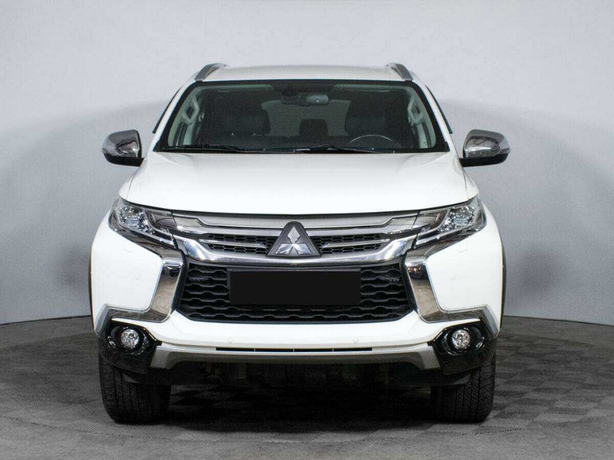 Mitsubishi Pajero Sport, 2018 Фото №2