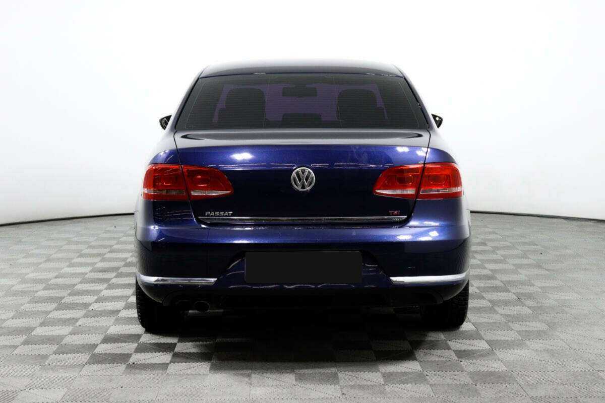 Volkswagen Passat, 2011 Фото №6