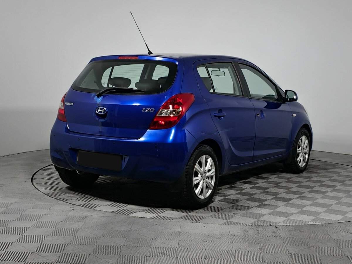 Hyundai i20, 2010 Фото №8