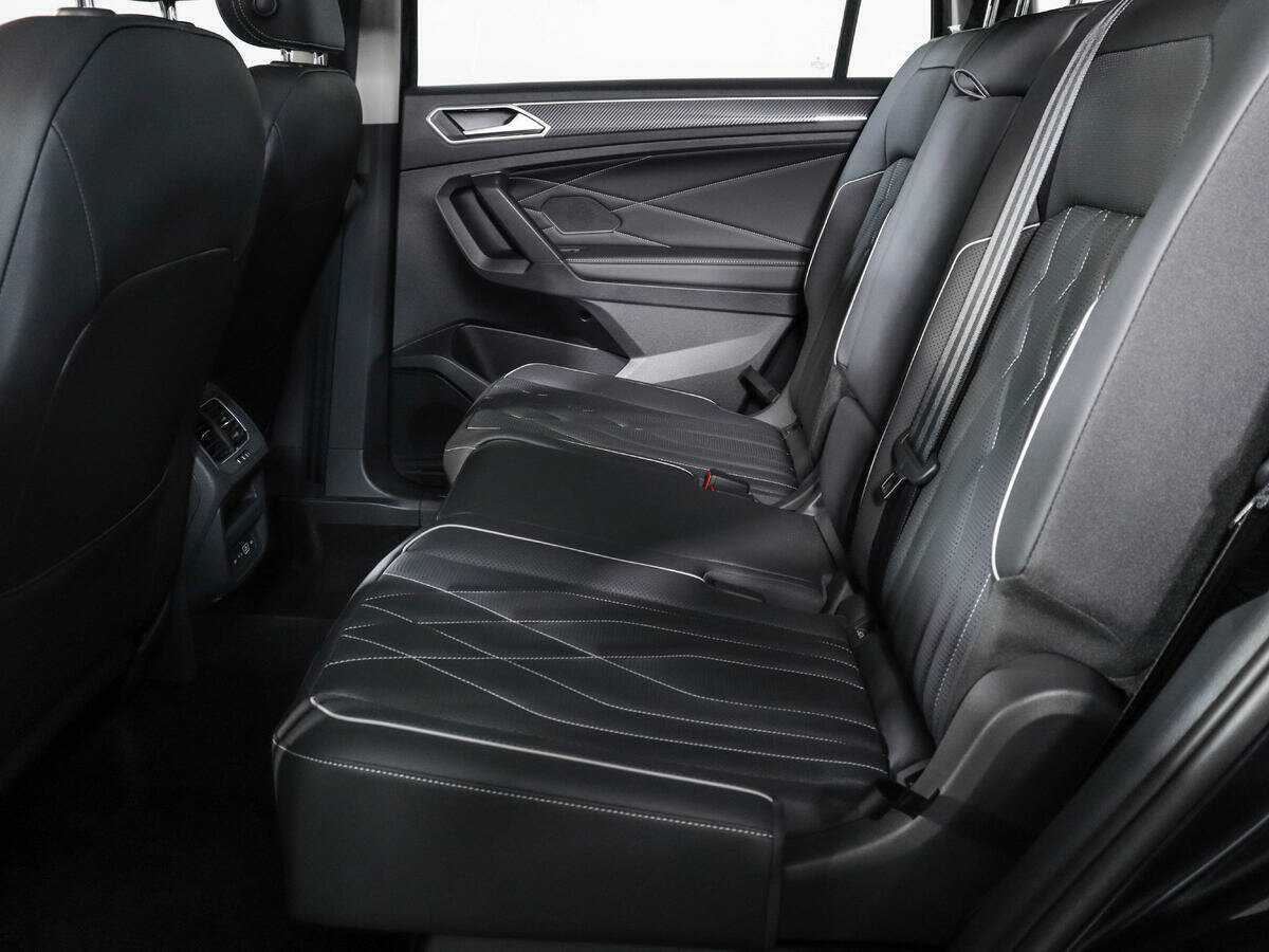 Volkswagen Tiguan L, 2023 Фото №9