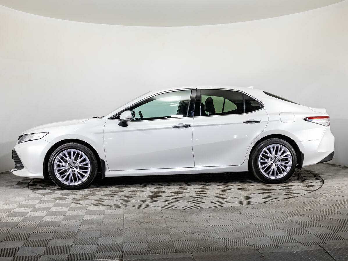 Toyota Camry, 2020 Фото №8