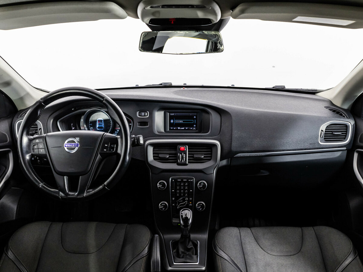 Volvo V40 Cross Country I, 2013 Фото №8