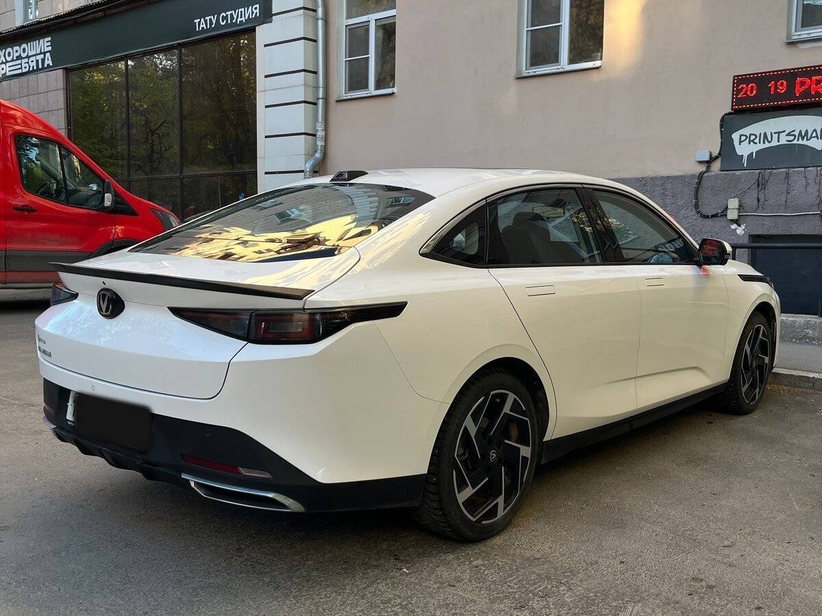 Changan Lamore, 2023 Фото №4
