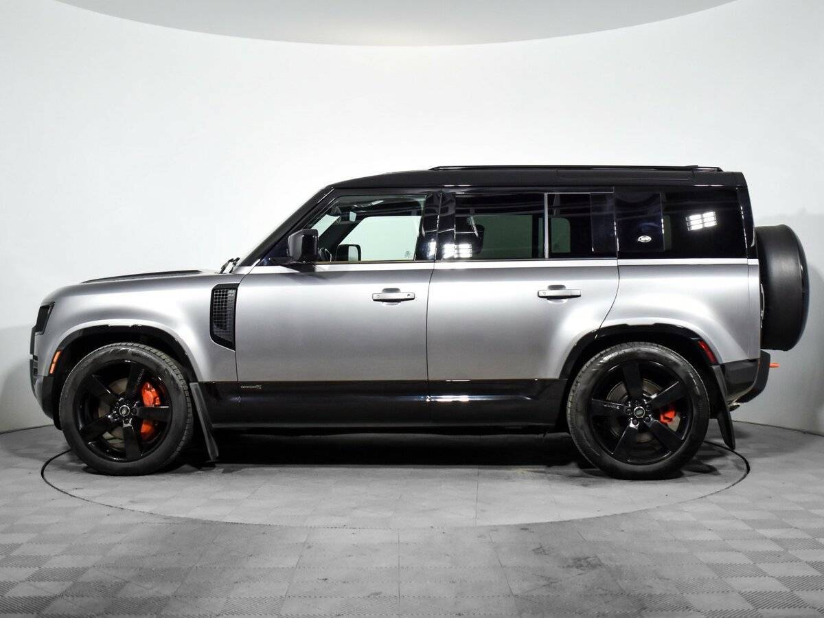 Land Rover Defender 110, 2023 Фото №8