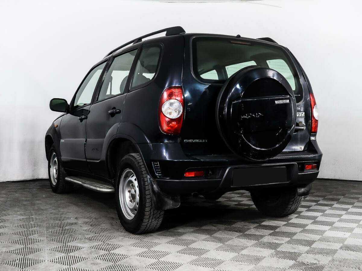 Chevrolet Niva, 2010 Фото №7