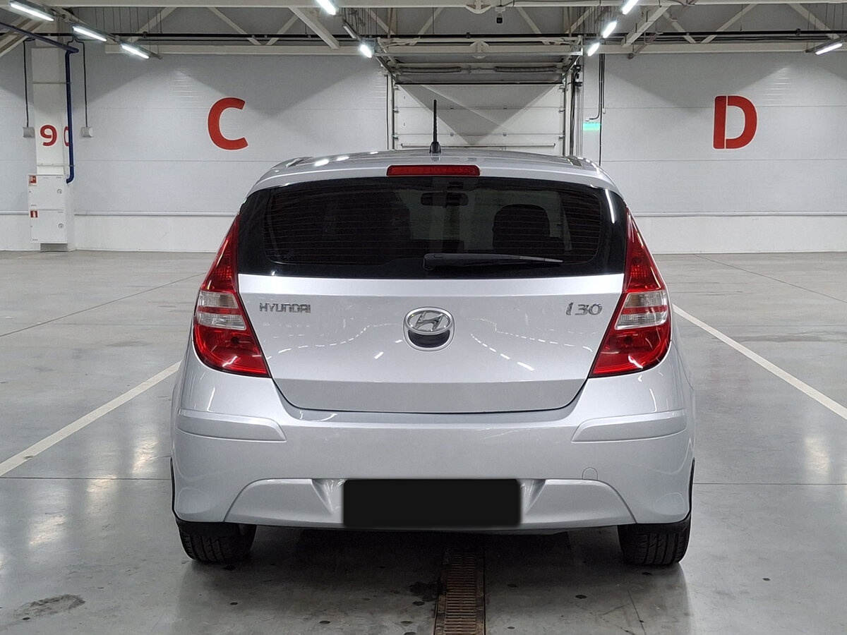 Hyundai i30 I Рестайлинг, 2011 Фото №6
