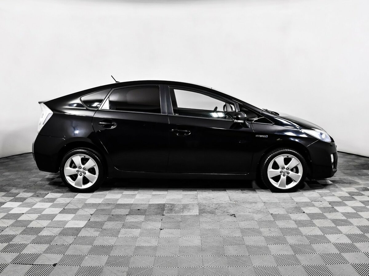 Toyota Prius III (XW30), 2010 Фото №4