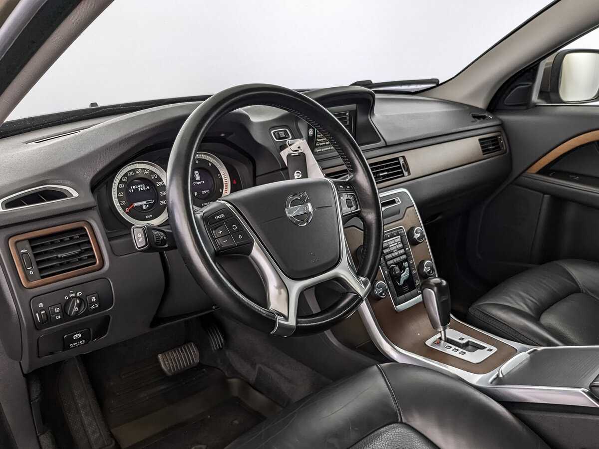Volvo XC70, 2011 Фото №11