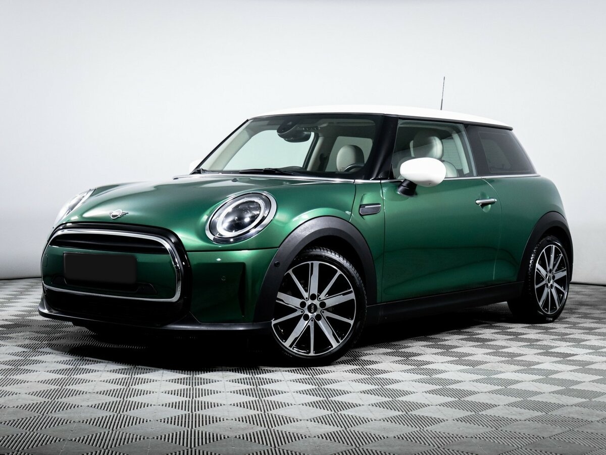 Mini Hatch Cooper III (F55/F56) Рестайлинг 2, 2021 Фото №1