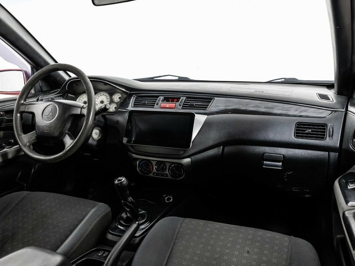 Mitsubishi Lancer IX Рестайлинг, 2005 Фото №7