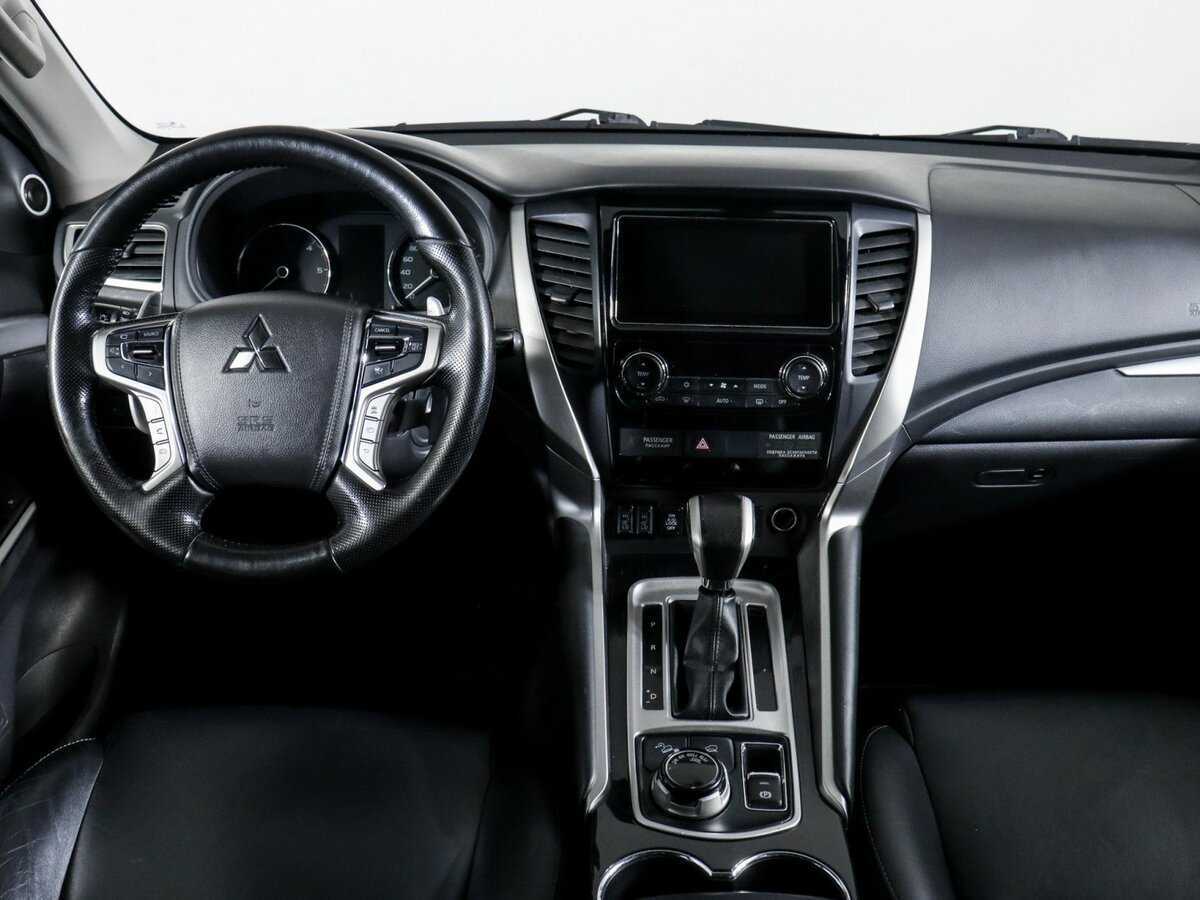 Mitsubishi Pajero Sport, 2019 Фото №12