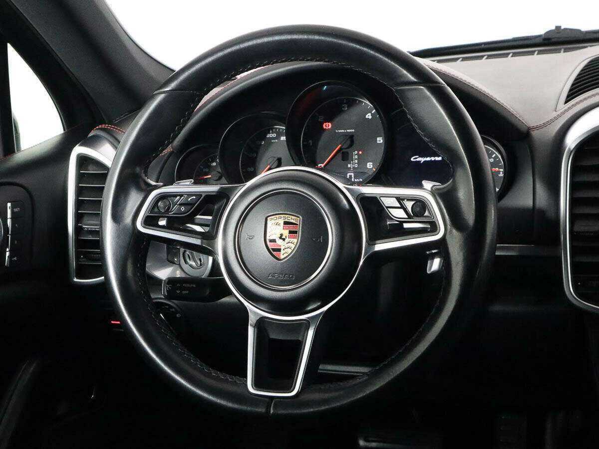 Porsche Cayenne Diesel, 2016 Фото №11