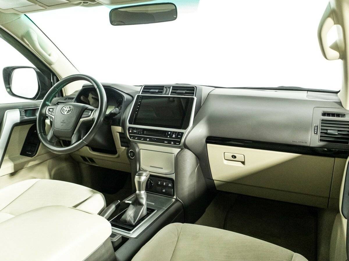 Toyota Land Cruiser Prado, 2022 Фото №9