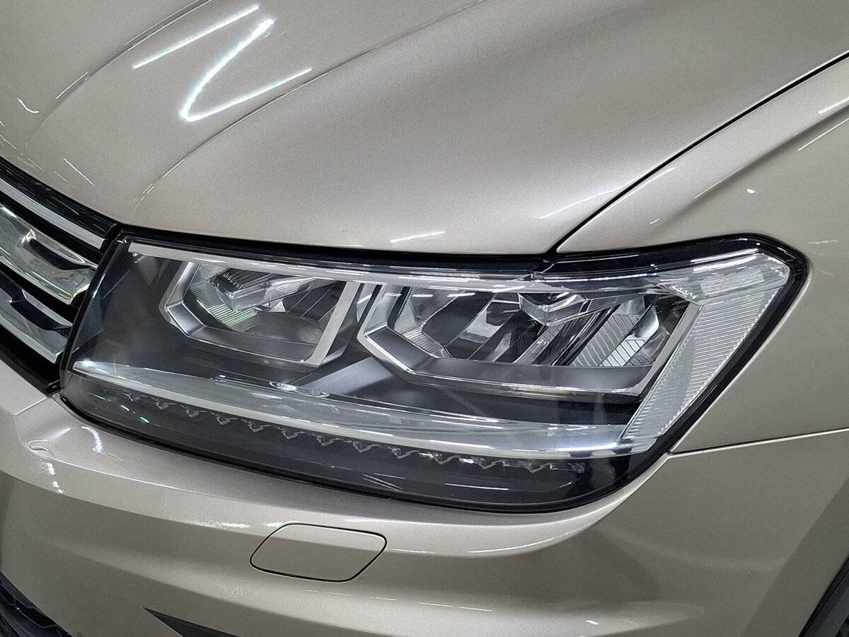 Volkswagen Tiguan II, 2017 Фото №16