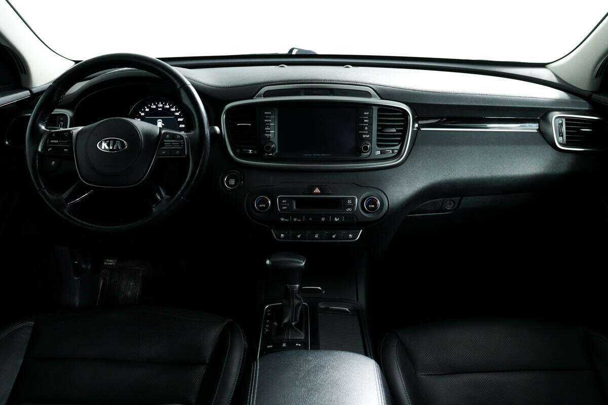 Kia Sorento, 2018 Фото №11