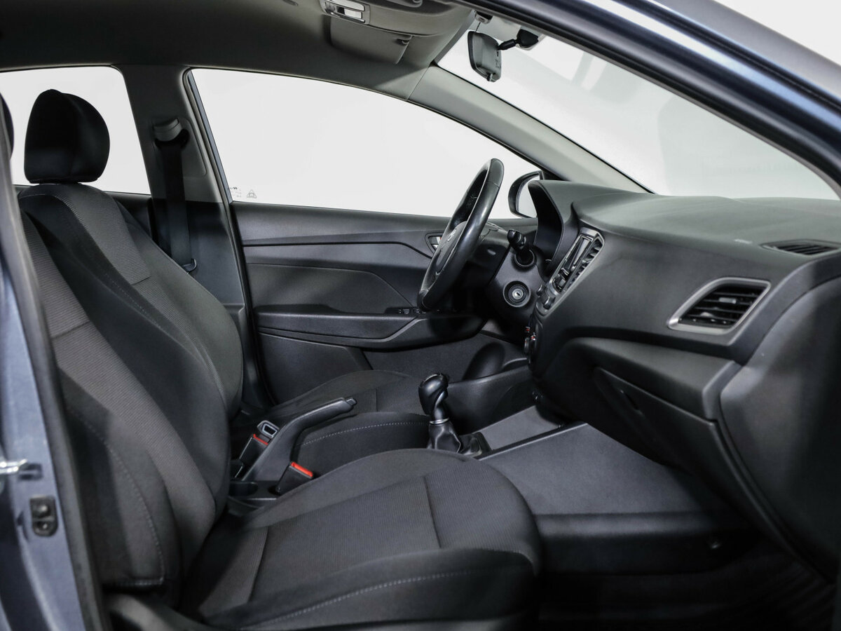 Hyundai Solaris II, 2018 Фото №18