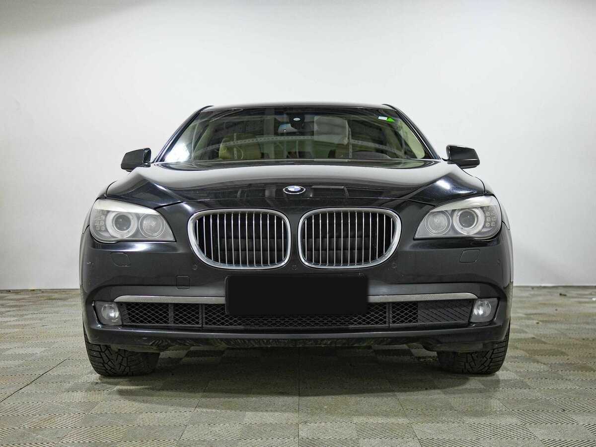 BMW 7 серии 730i, 2011 Фото №2