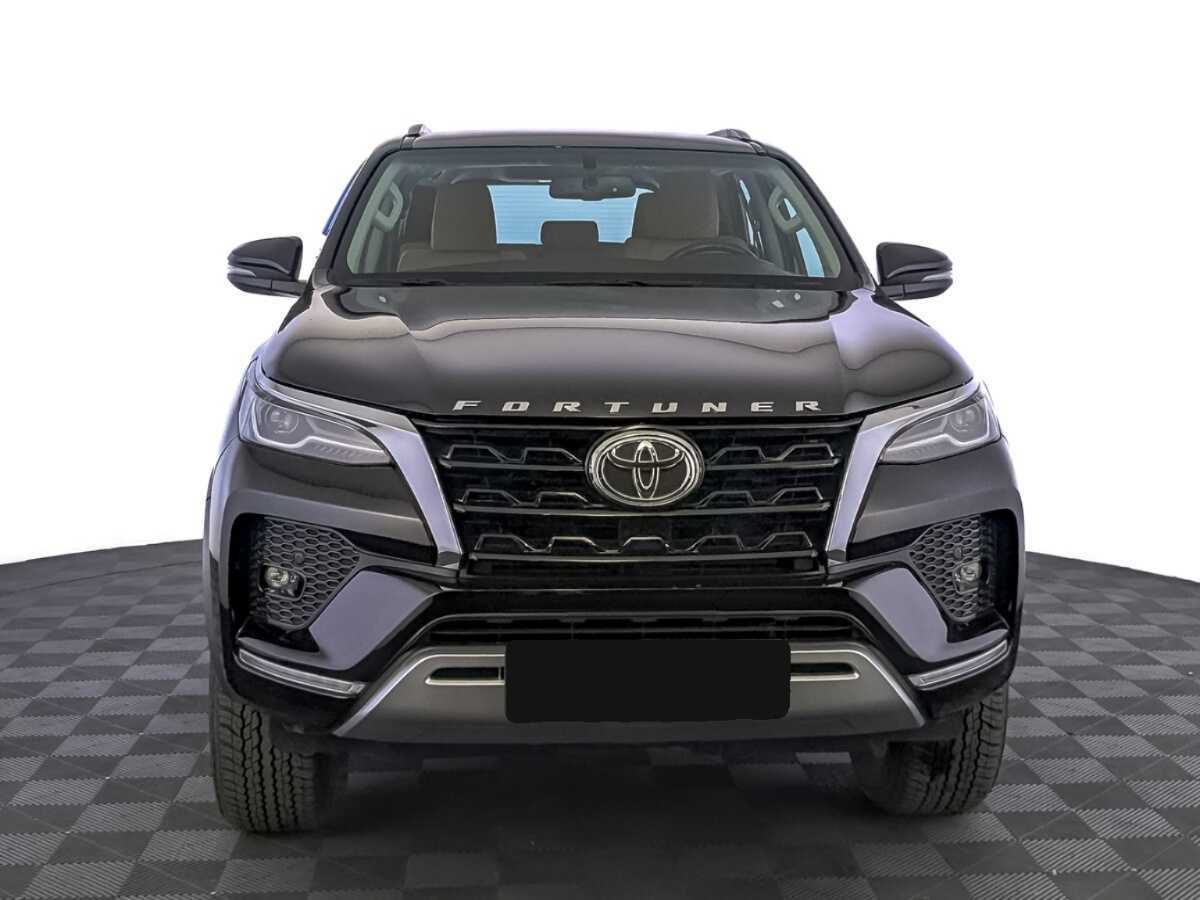 Toyota Fortuner, 2022 Фото №2