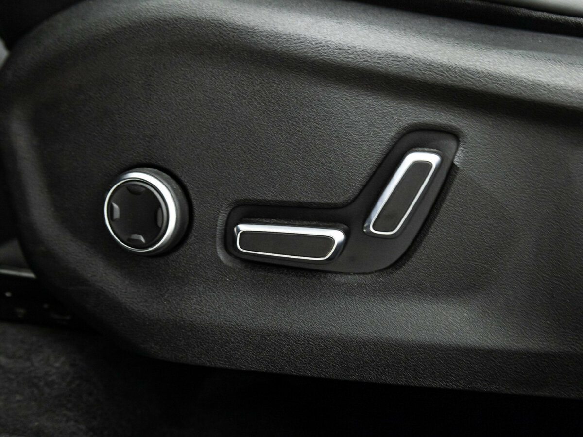 Geely Monjaro I, 2023 Фото №15