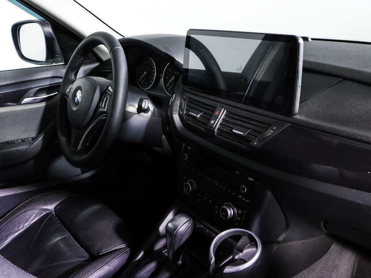 BMW X1 18i, 2010 Фото №7
